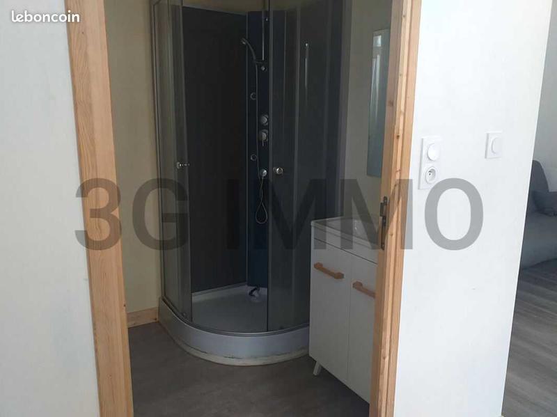 Immeuble - 141 m² - 9 pièces