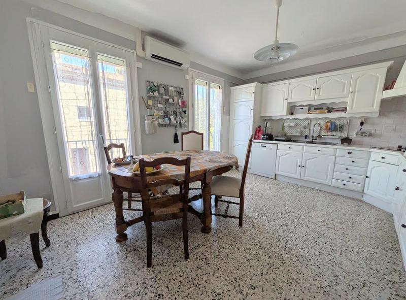 Maison - 184 m² - 7 pièces