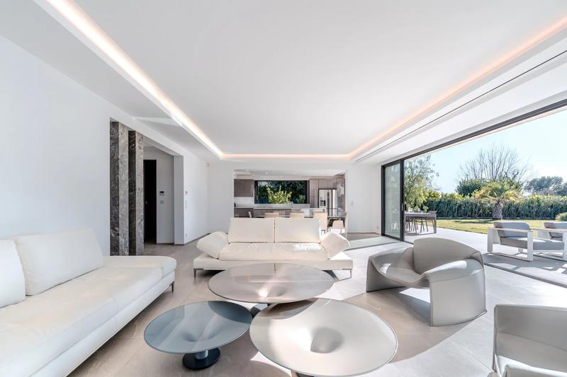 Villa - 275 m² - 7 pièces