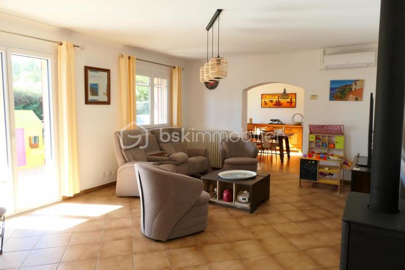 Maison traditionnelle - 107 m² - 5 pièces