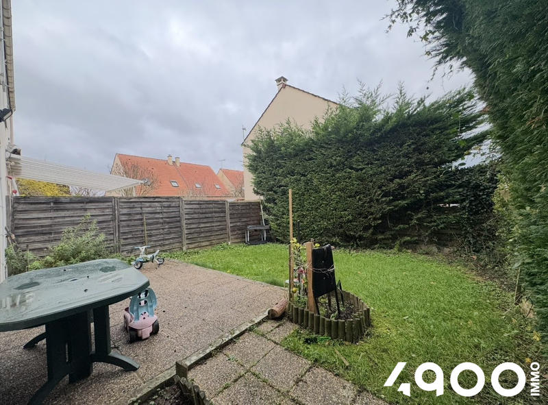 Maison - 98 m² - 5 pièces