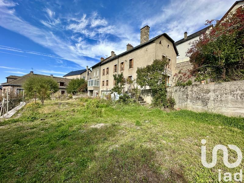 Maison - 188 m² - 8 pièces