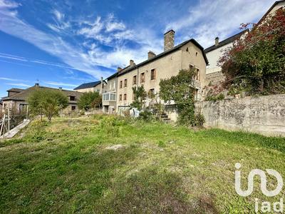 Maison - 188 m² - 8 pièces