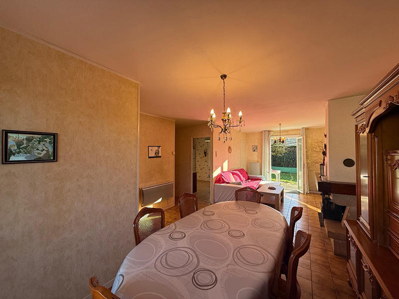 Maison - 4 m² - 5 pièces