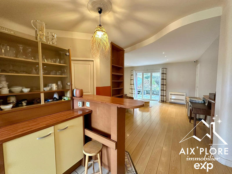 Appartement - 84 m² - 4 pièces