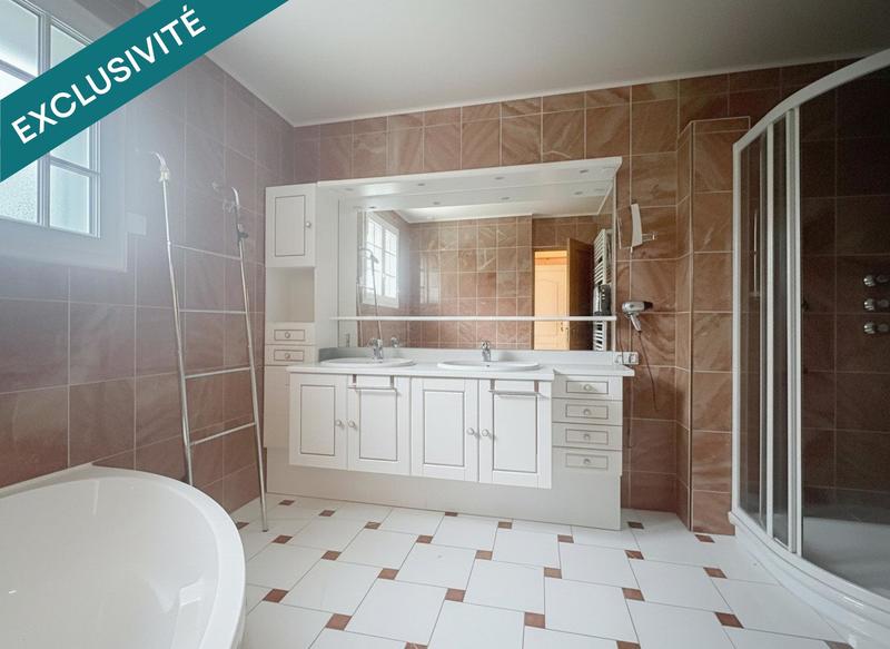 Maison - 156 m² - 6 pièces