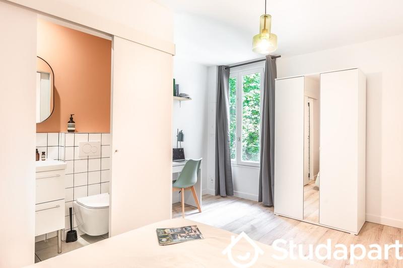 Chambre - 14 m² - 1 pièce