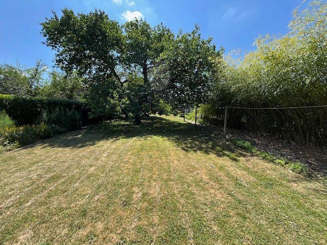 Maison - 180 m² - 5 pièces