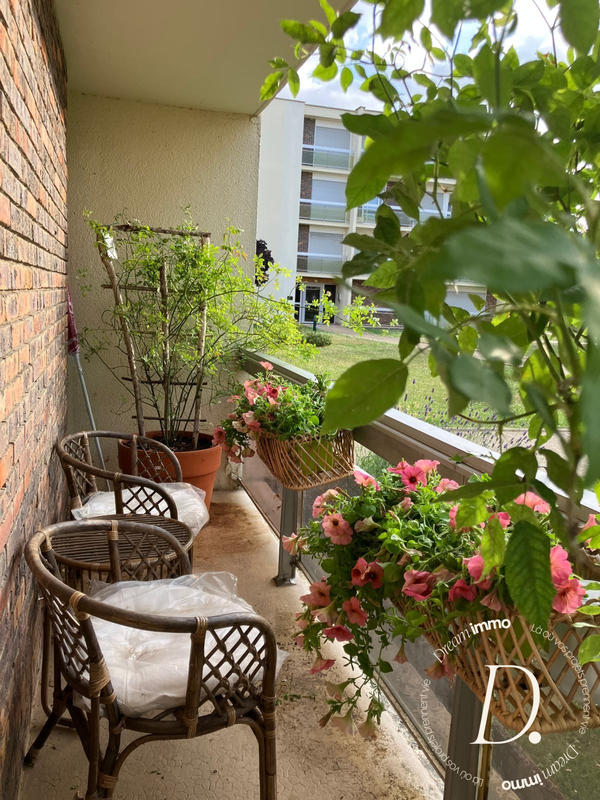 Appartement - 64 m² - 2 pièces