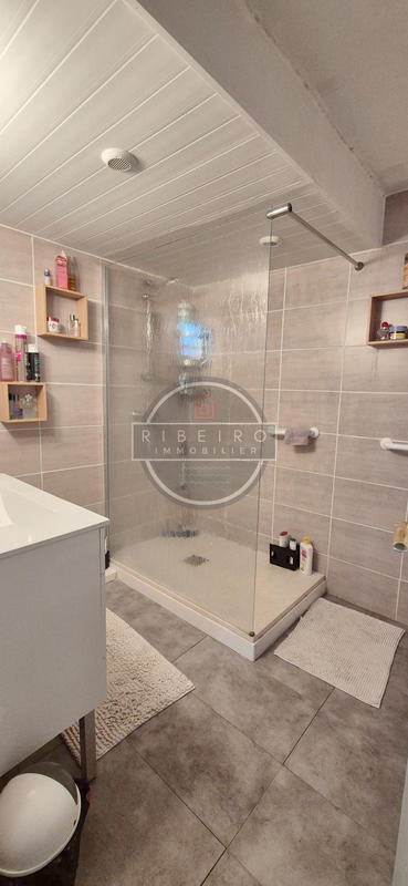 Appartement - 75 m² - 4 pièces