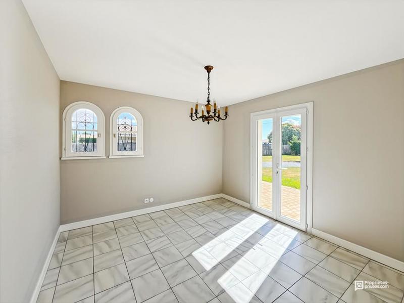 Maison - 177 m² - 6 pièces