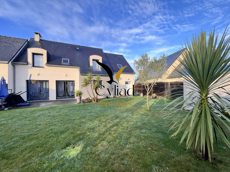 Maison contemporaine - 145 m² - 6 pièces