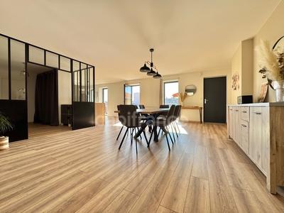 Appartement - 105 m² - 3 pièces