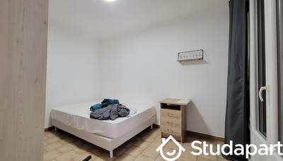 Chambre - 12 m² - 1 pièce