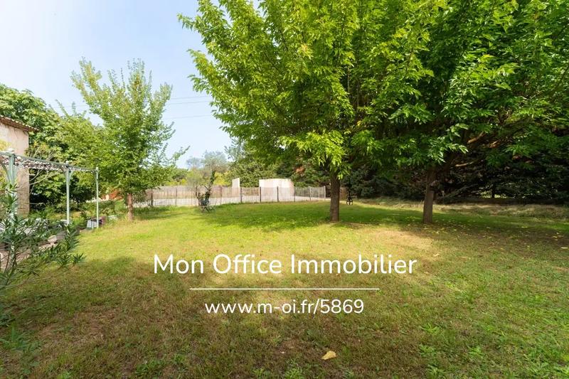 Villa - 180 m² - 5 pièces