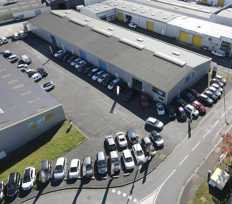 Local commercial - 330 m² - 3 pièces