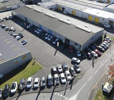 Local commercial - 330 m² - 3 pièces