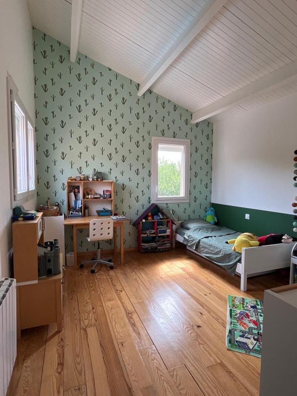 Maison - 180 m² - 5 pièces