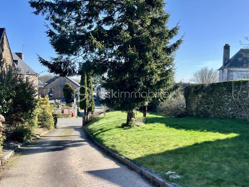 Maison - 274 m² - 10 pièces