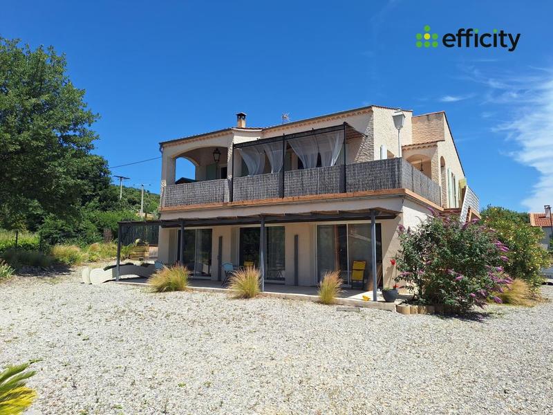 Villa - 225 m² - 9 pièces
