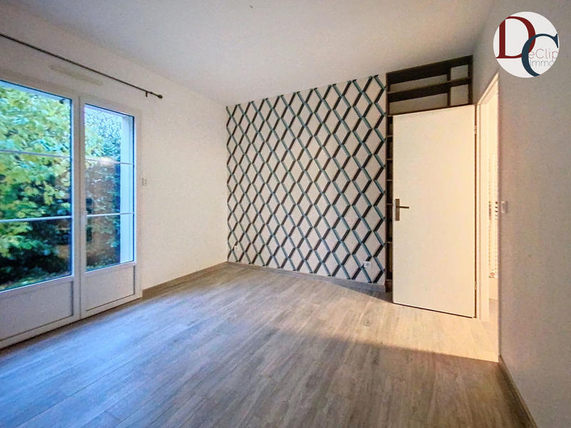 Maison - 203 m² - 8 pièces