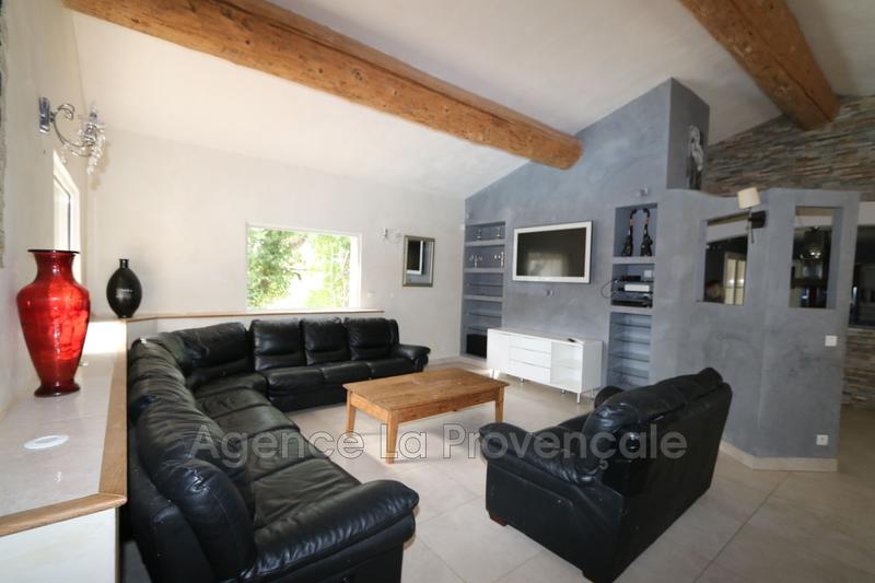 Villa - 175 m² - 6 pièces