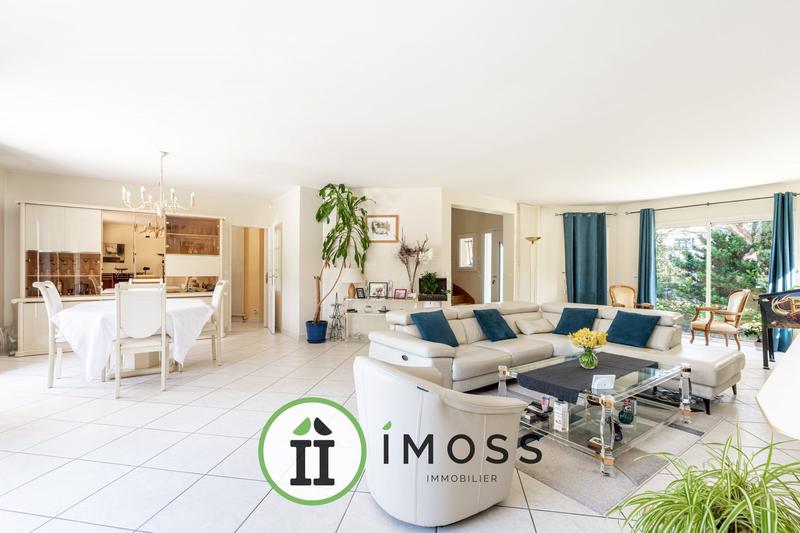 Maison contemporaine - 197 m² - 5 pièces