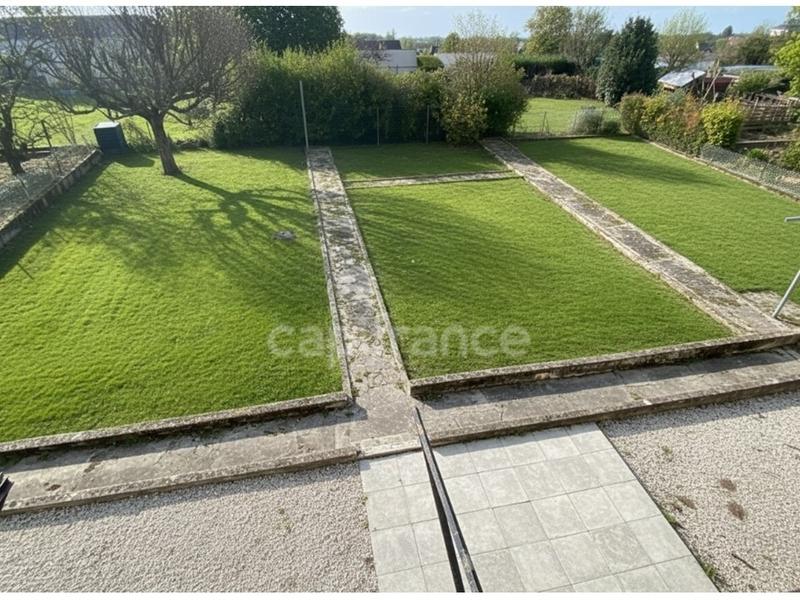 Maison - 89 m² - 6 pièces