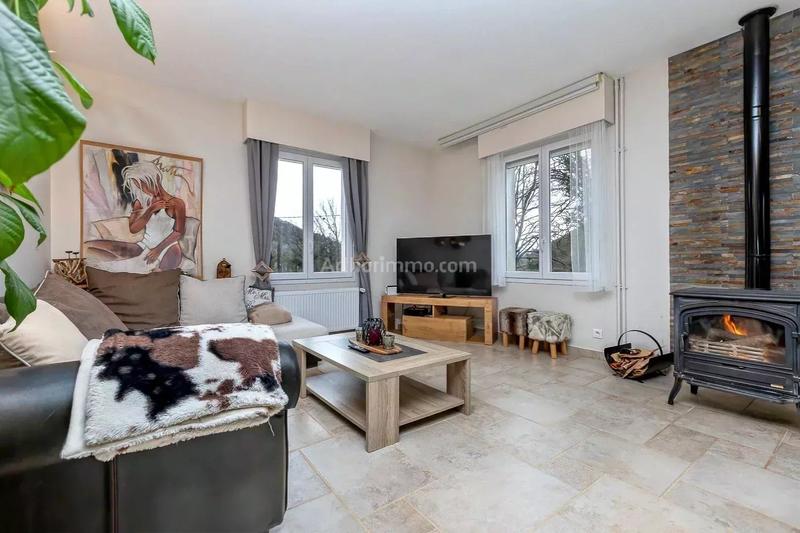 Maison - 142 m² - 6 pièces