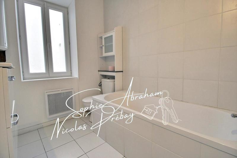 Maison - 93 m² - 5 pièces