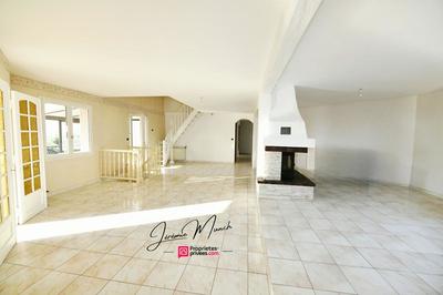 Villa - 285 m² - 7 pièces