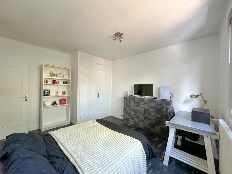 Maison - 186 m² - 8 pièces