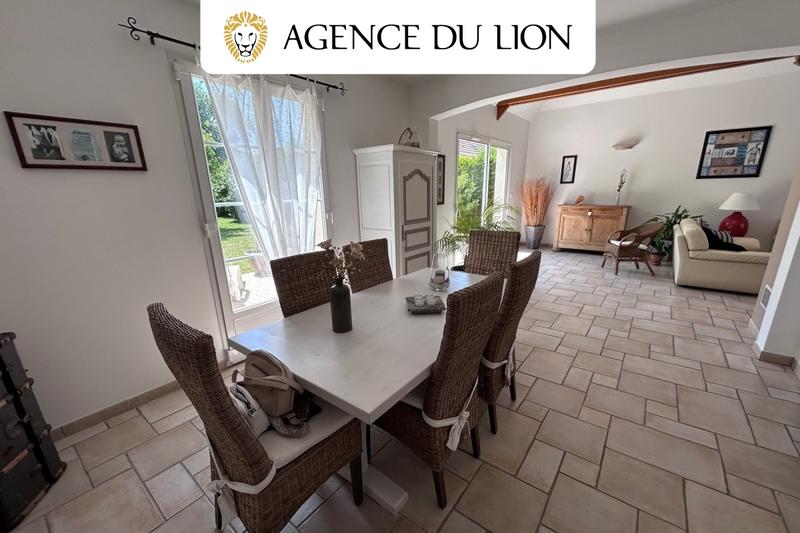 Maison - 182 m² - 6 pièces