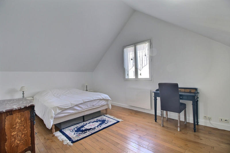 Maison - 96 m² - 5 pièces