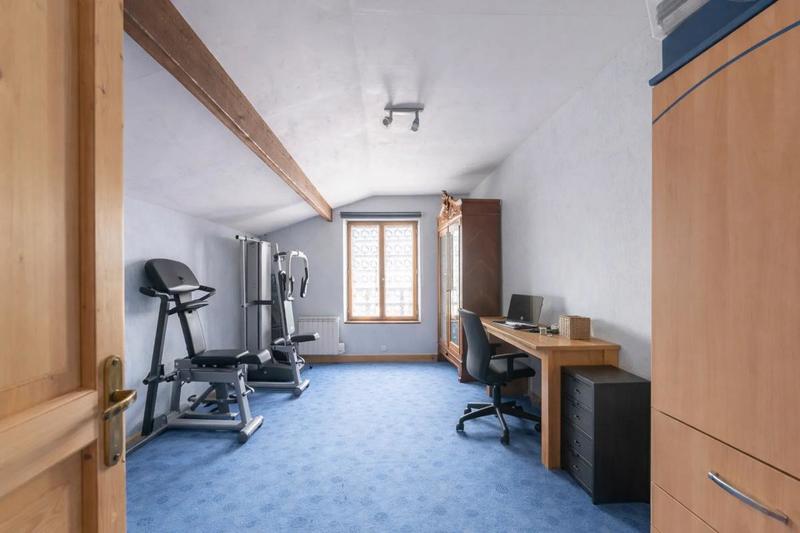 Maison - 102 m² - 6 pièces