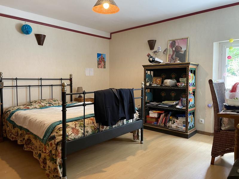 Maison - 188 m² - 9 pièces