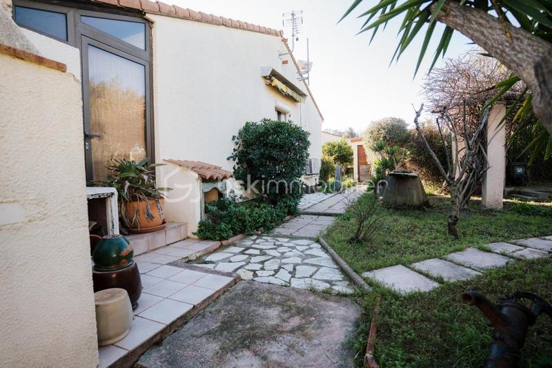 Maison traditionnelle - 90 m² - 4 pièces