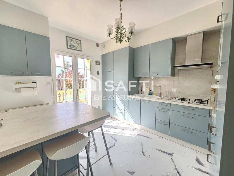 Maison - 200 m² - 6 pièces