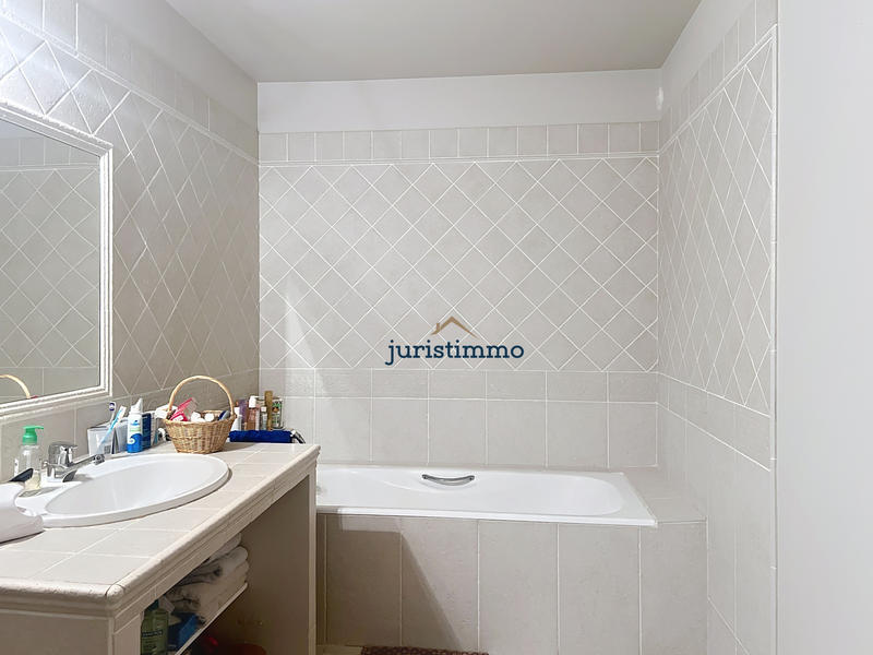 Propriété - 138 m² - 4 pièces