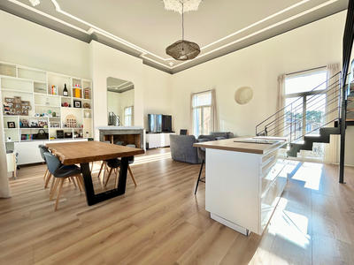 Maison - 96 m² - 4 pièces