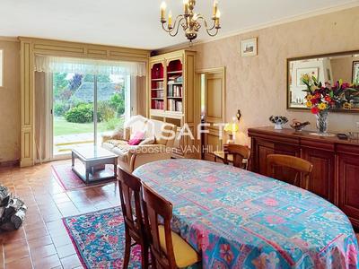 Maison - 196 m² - 7 pièces