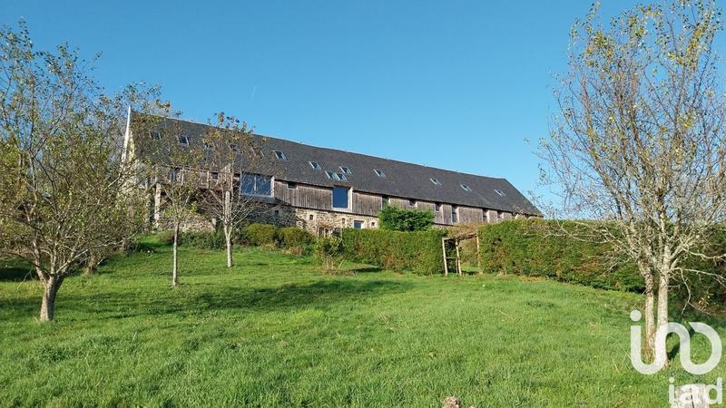 Maison - 613 m² - 18 pièces