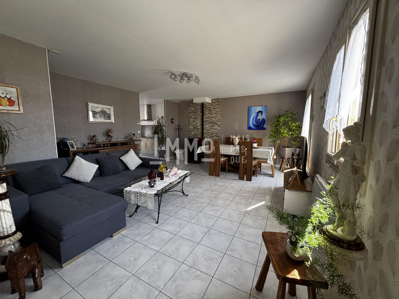 Maison - 75 m² - 5 pièces