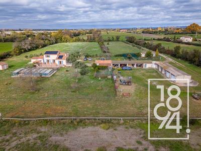 Maison - 189 m² - 5 pièces