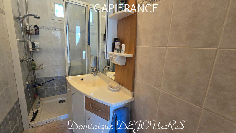 Maison - 180 m² - 6 pièces