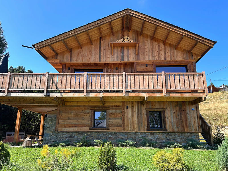 Maison - 95 m² - 4 pièces