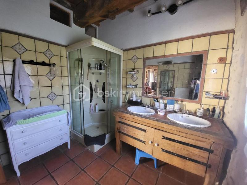 Corps de ferme - 381 m² - 14 pièces