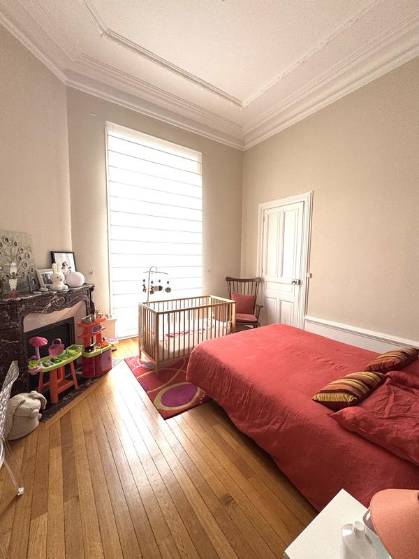 Appartement - 212 m² - 5 pièces