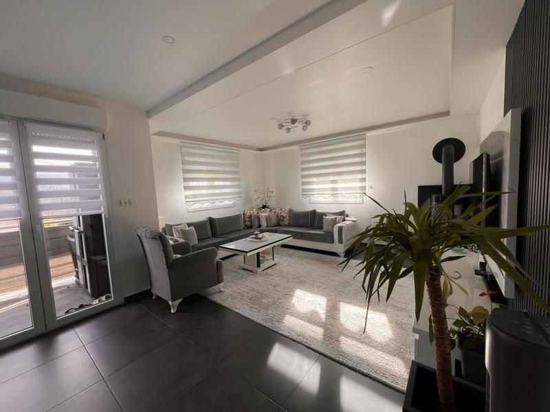 Appartement - 87 m² - 4 pièces