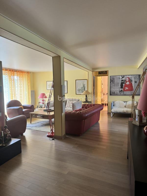 Maison ancienne - 250 m² - 7 pièces